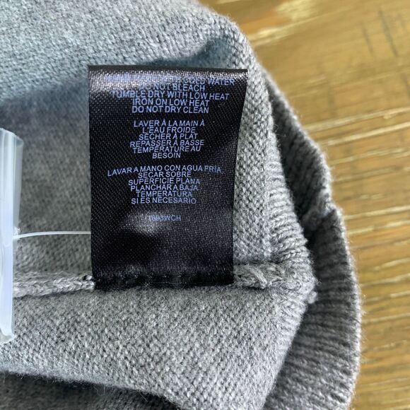 Wayf Heather Gray Open-Back Sweater - Picture 11 of 12